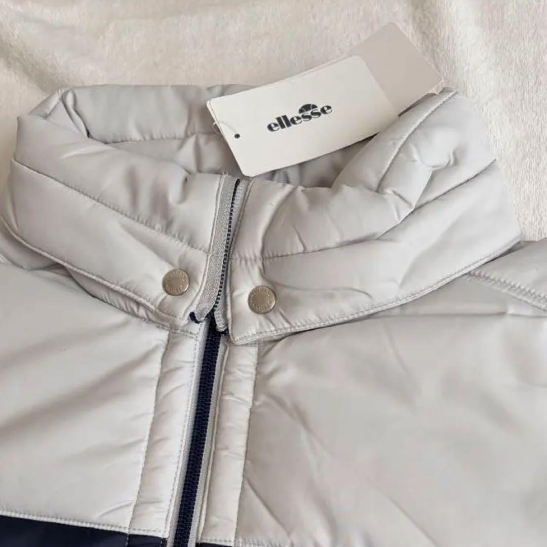 新品【ellesse】エレッセ 中綿ジャケット グレー/ネイビー 新品【ellesse】エレッセ 中綿ジャケット グレー/ネイビー