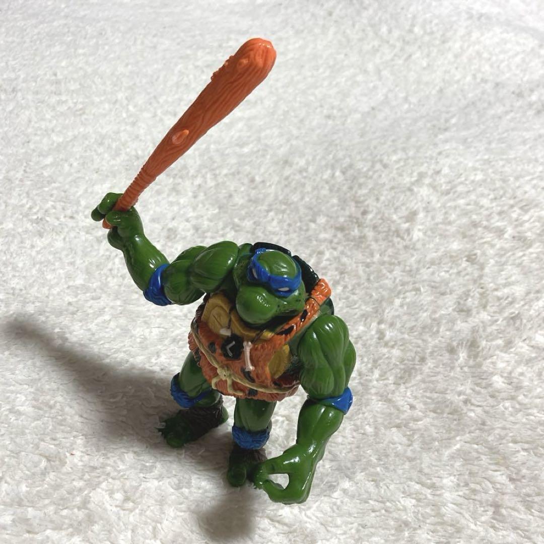 ミュータントタートルズ ケイブシリーズ レオナルドと恐竜　1992年製 ミュータント タートルズ フィギュア ケイブ レオナルド 1992年