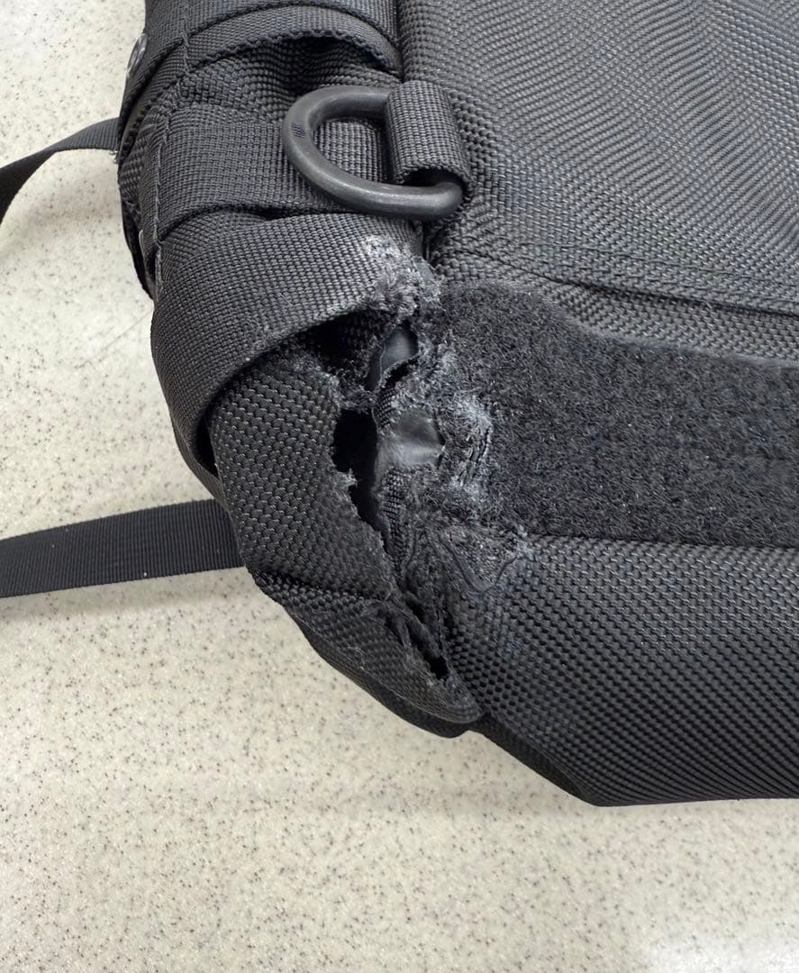 ラフテール バッグ&新品未使用未開封 ハーレーダイナ用サポートハンガーセット付き ラフテール バッグ&新品未使用未開封 ハーレーダイナ用サポートハンガーセット付き