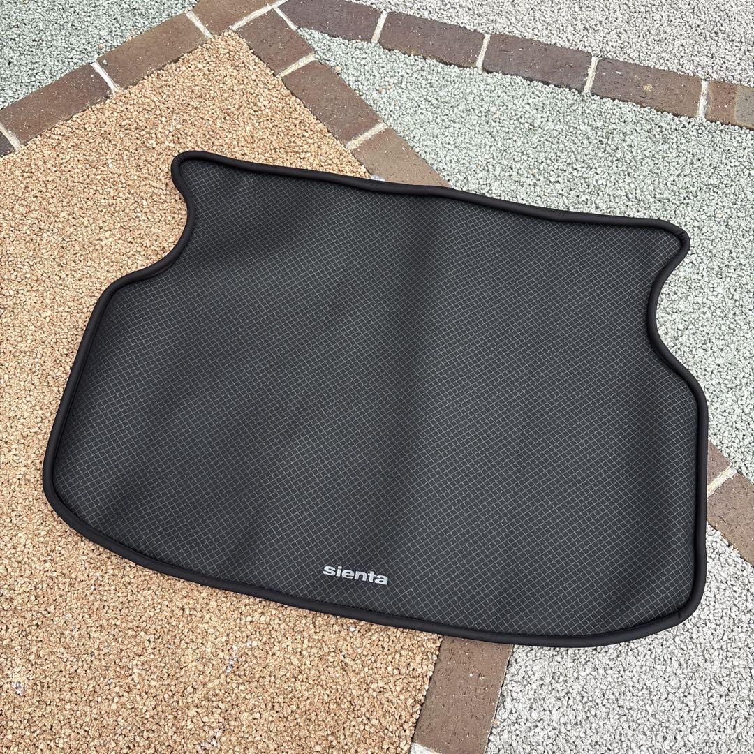 トヨタ　純正用品　10系　シエンタ　ラゲージソフトトレイ