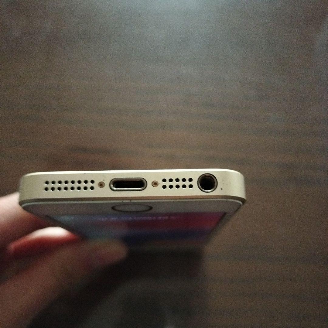 iPhone SE (初代) iFaceケース付き　箱付き美品　本体