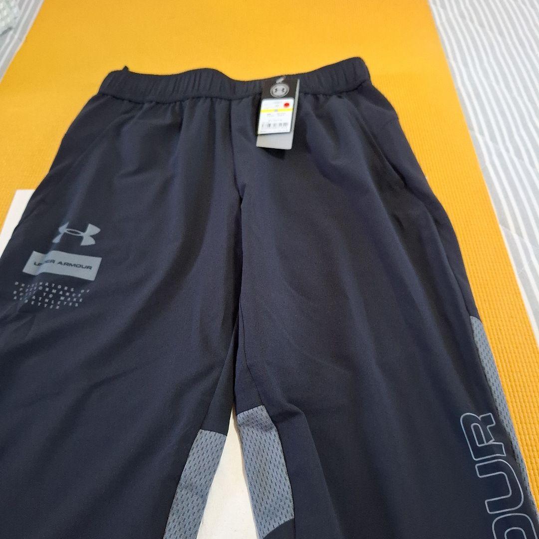 Under Armour ジャージ上下セット MD 黒