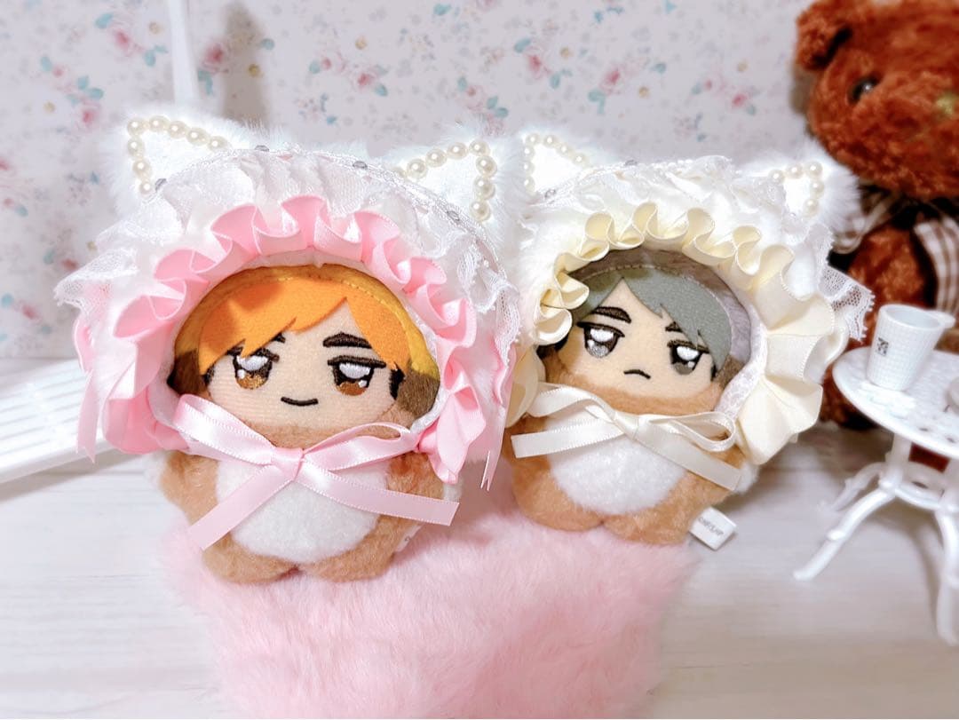 フリルリボンの白猫ちゃんフード-①- フリルリボンの白猫ちゃんフード-①-