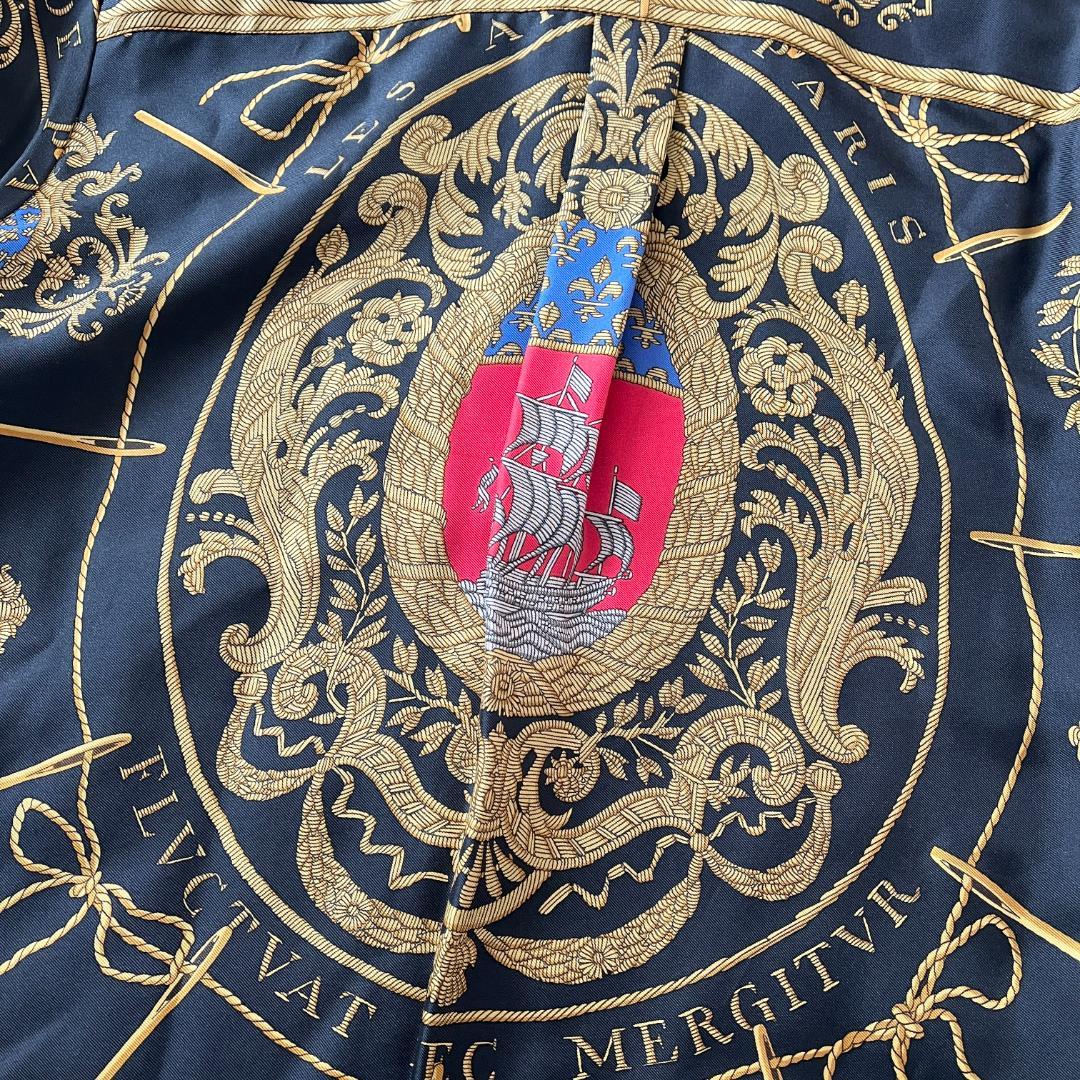 HERMES FLVCTVAT NEC MERGITVR シルク シャツ 黒