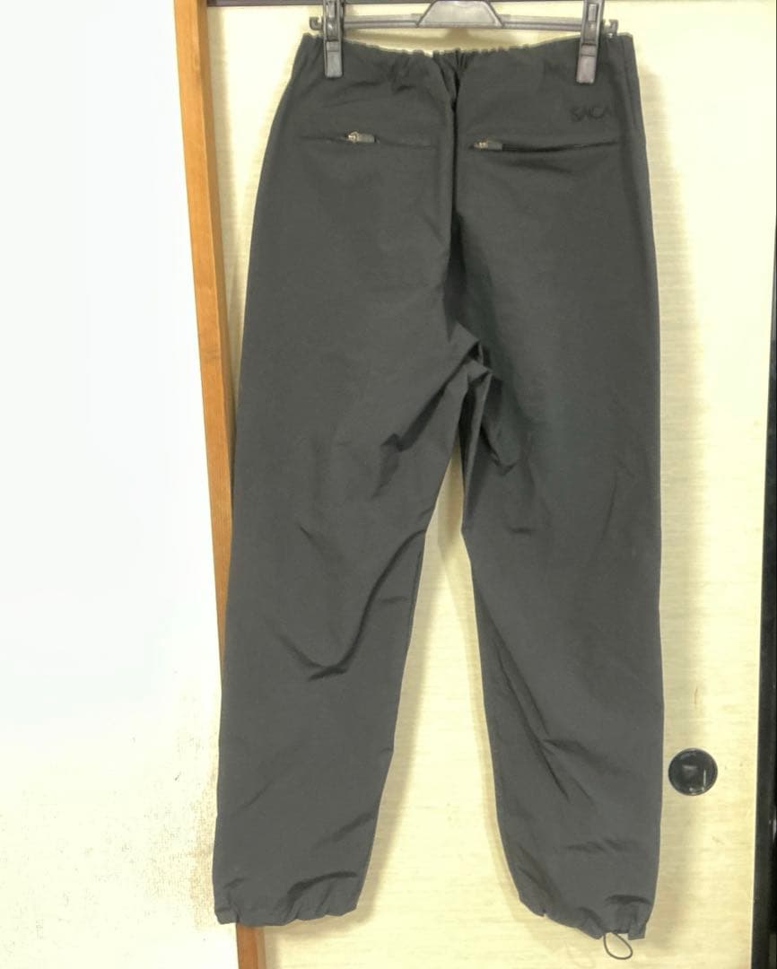 Sacai ナイロンパンツ 2 Sacai ナイロンパンツ 2