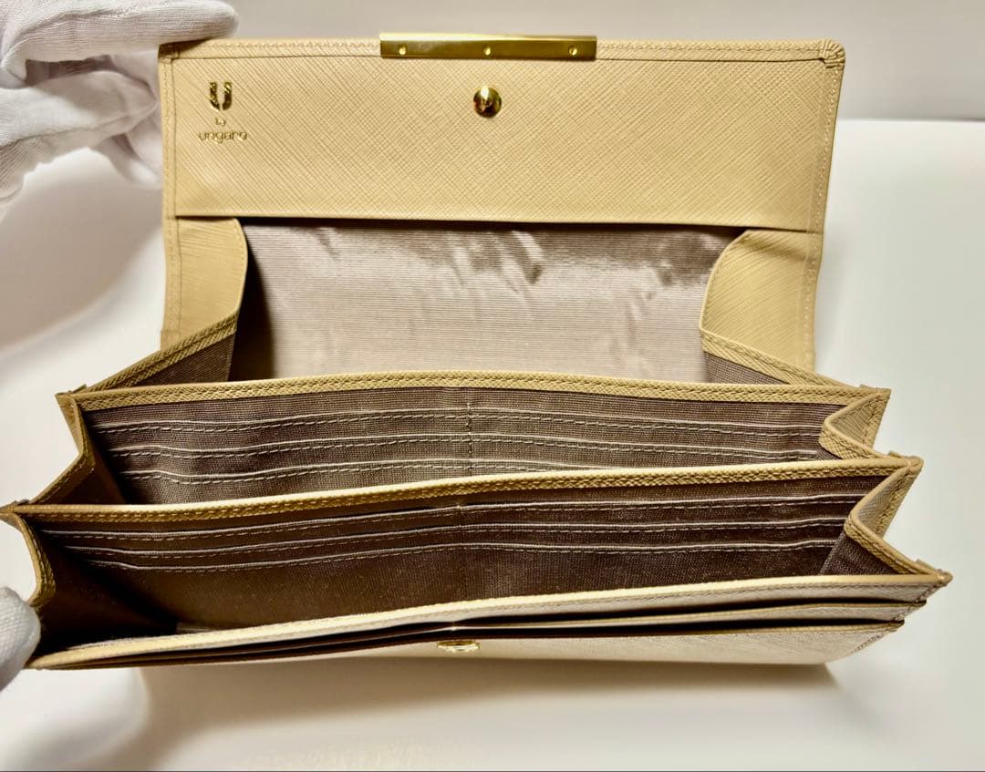 ungaro 長財布　ベージュ　牛革　日本製