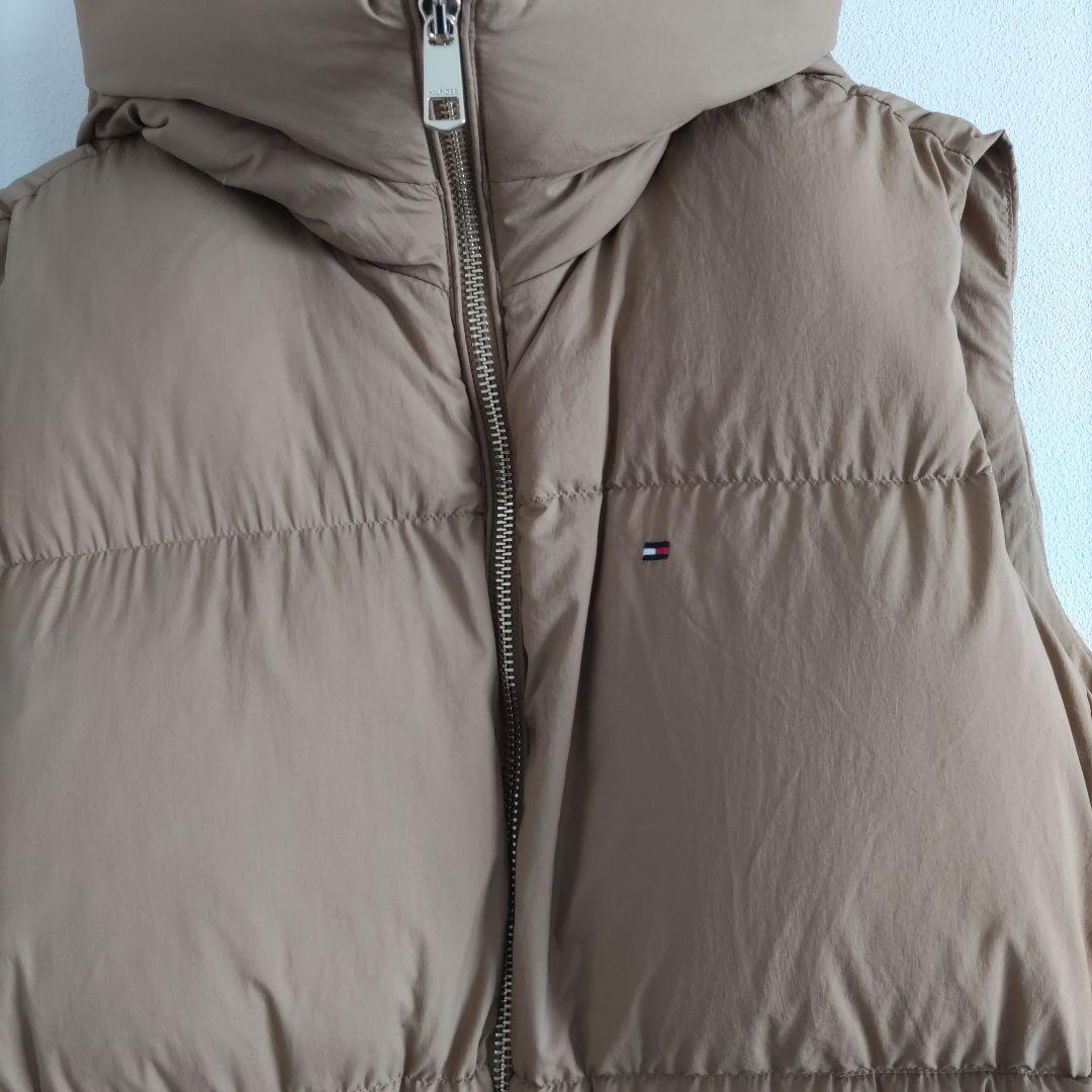 Tommy Hilfiger ベージュ フード付きロングダウンベスト