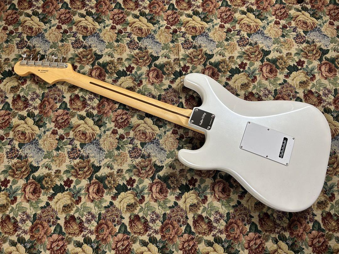 Fender Hello Kitty Stratocaster MIJフェンダー