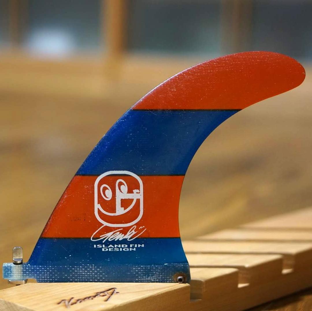 ISLAND FIN DESIGN サーフボードフィン 約6.１インチ