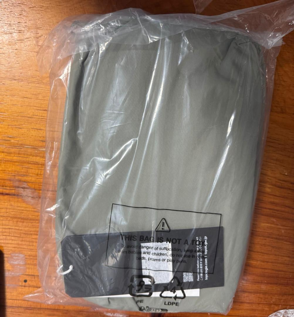 新品topologie ボトルサコッシュ ラージ moss(ストラップ付) 新品topologie ボトルサコッシュ ラージ moss(ストラップ付)