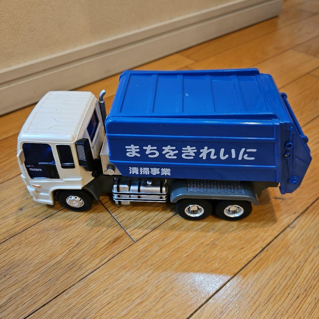 トミカミニカーコレクション多数 トミカ ミニカー 多数 - メルカリ