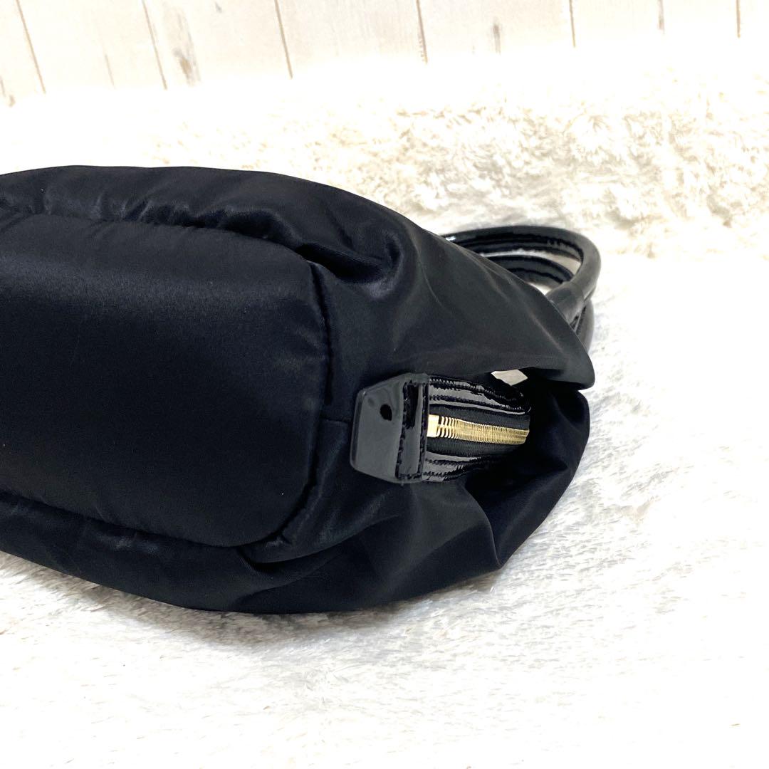 ラバガジェリー トートバッグ 肩かけ ナイロン 黒 3層 収納力