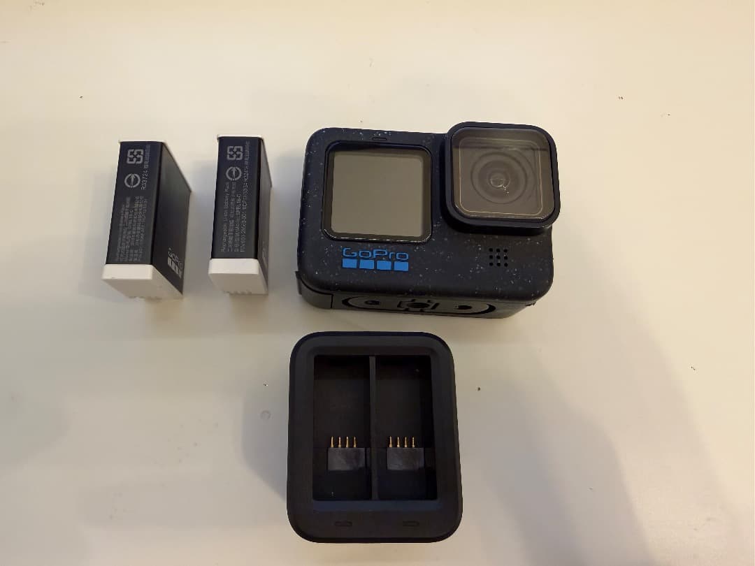 GoPro Hero 12 Black 予備バッテリー 純正チャージャー