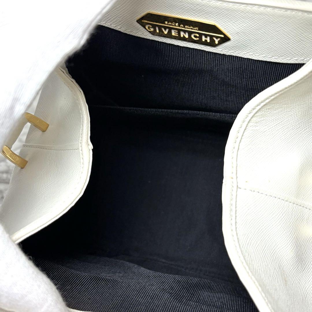 ジバンシー　GIVENCHY ハンドバッグ　ボックス　バニティ　レザー