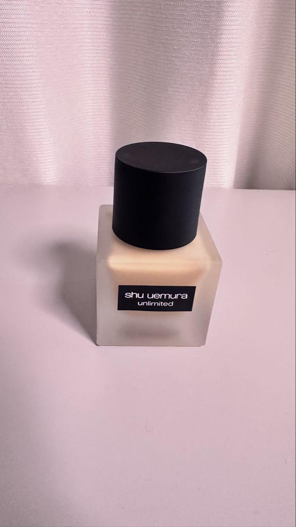 shu uemura アンリミテッド　リキッドファンデーション 564