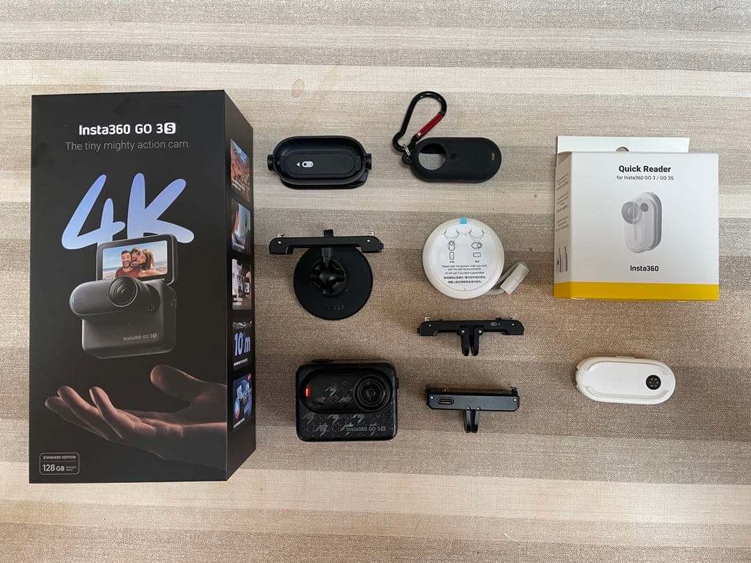 使用歴2回、美品　Insta360 GO 3s 128GB アクセサリー付