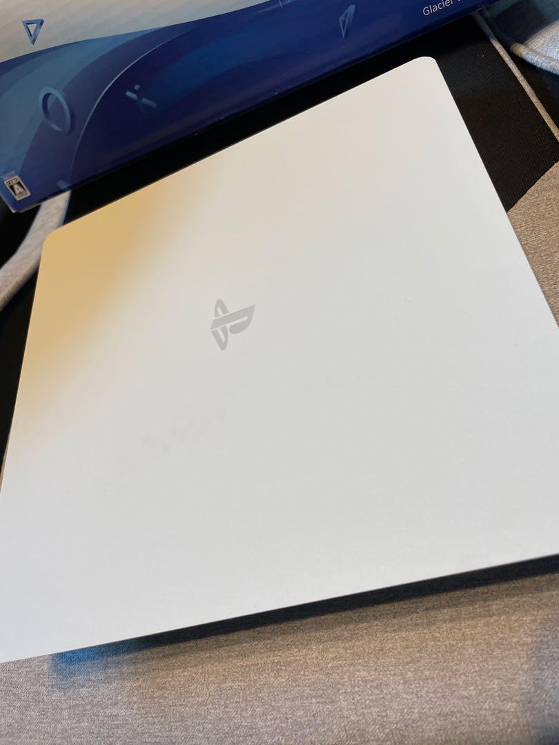PS4本体