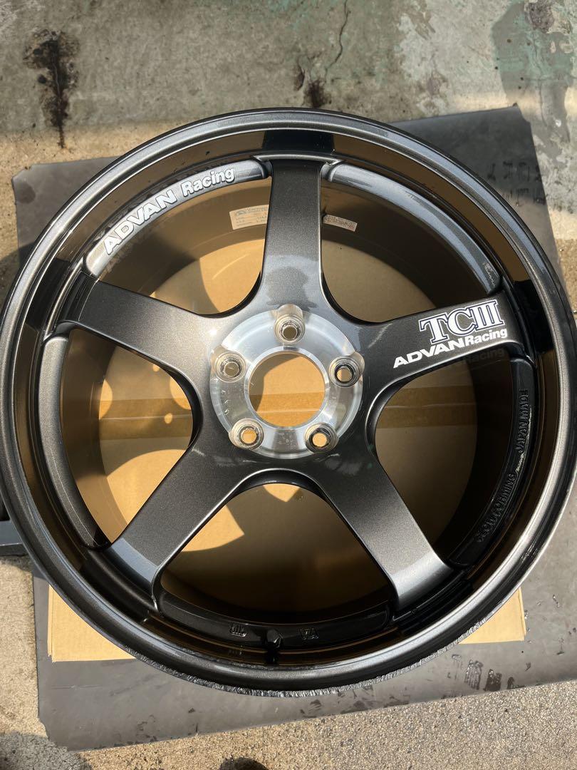 希少 ADVAN Racing TC3 18インチ 画像5