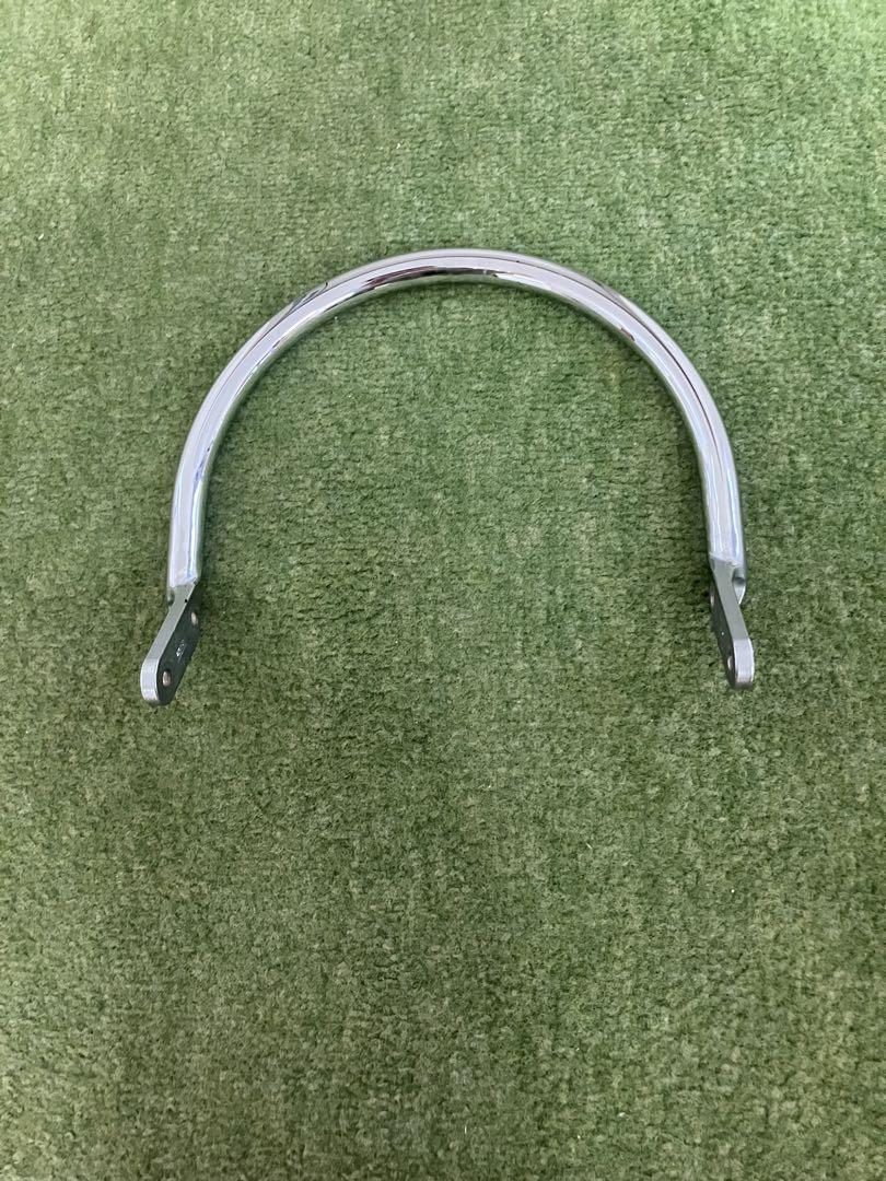 トライアンフ　グローブバー