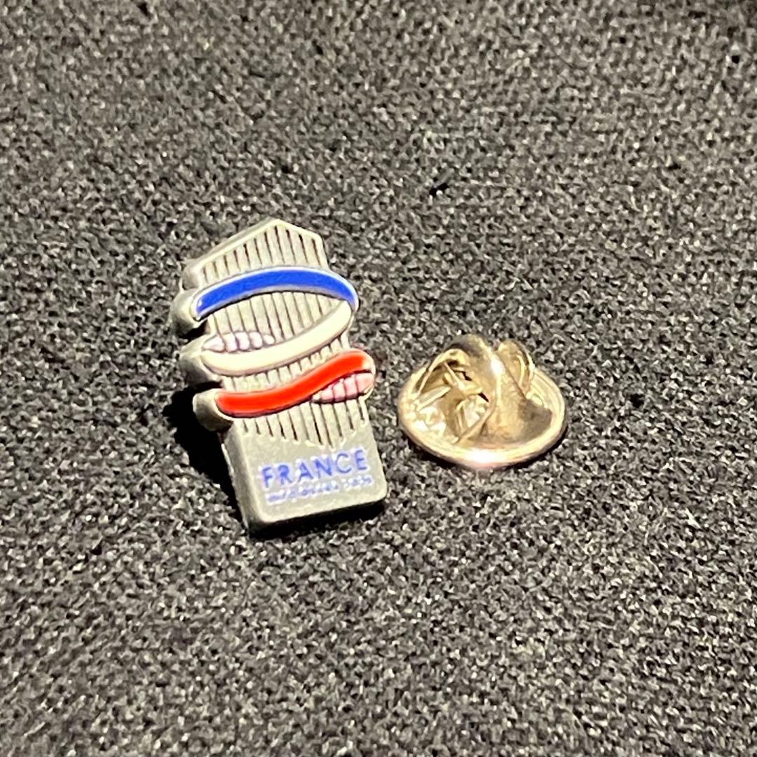 大阪万博 フランス館 ピンバッジ2025やや傷や汚れあり