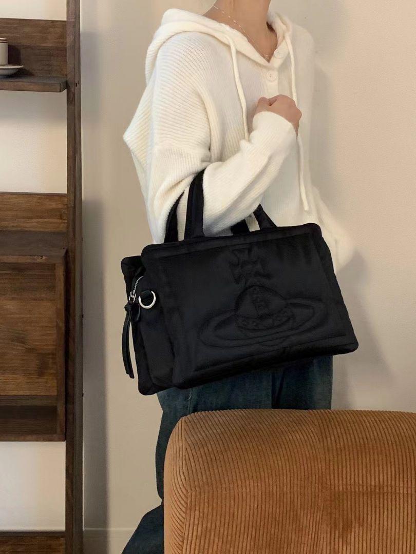Vivienne Westwood ナイロン オーブ ロゴ トートバッグ (S) 男女 未使用✨Vivienne Westwood ショルダーバッグ オーブ ナイロン