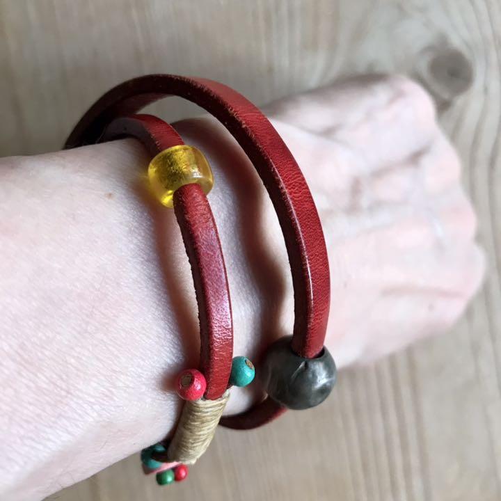 HENRY CUIR  アンリークイール　レザー　ビーズ　ブレスレット　ボルドー