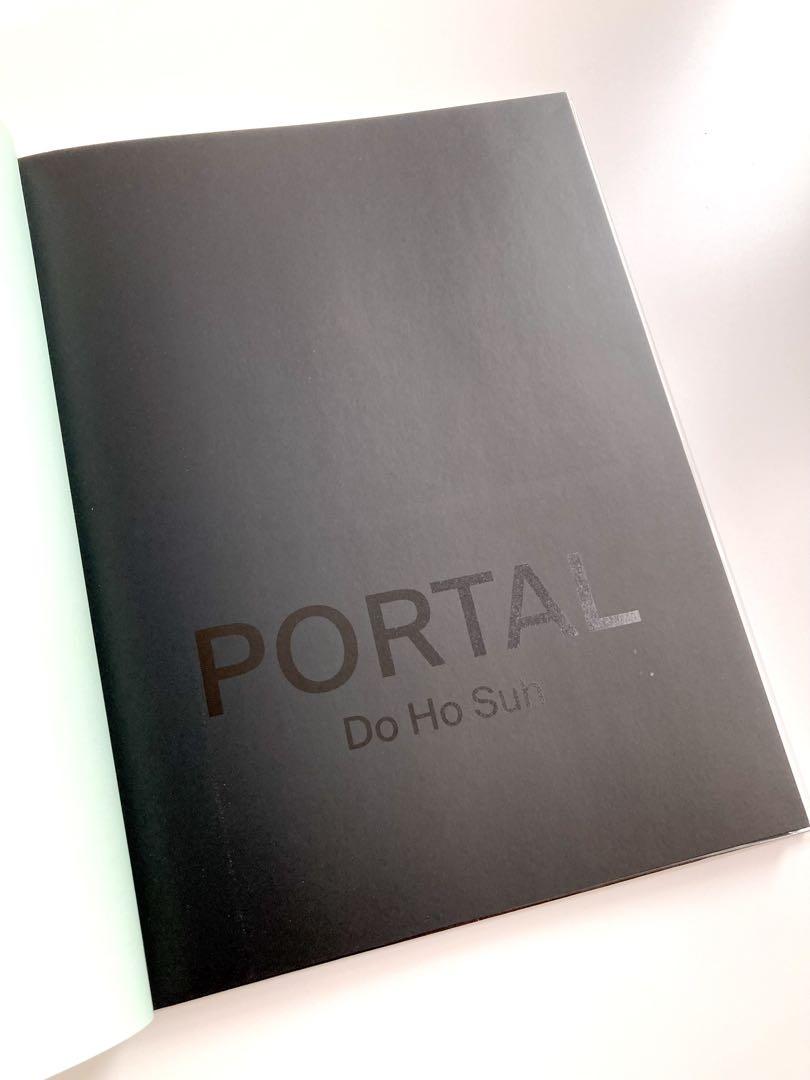 Do Ho Suh「PORTAL」韓国現代アート 透明アクリル彫刻