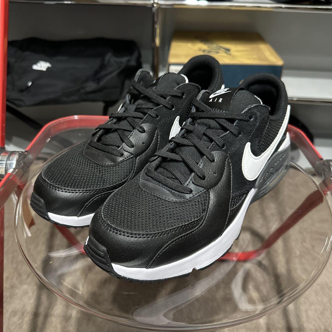 Nike Air Max Excee 27cm ブラック/ホワイト Amazon | [ナイキ] エア マックス エクシー [AIR MAX EXCEE