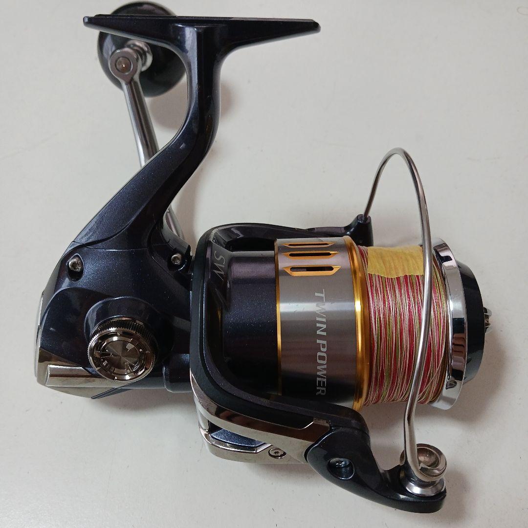 シマノ　15ツインパワーSW 8000HG 箱、巾着有り