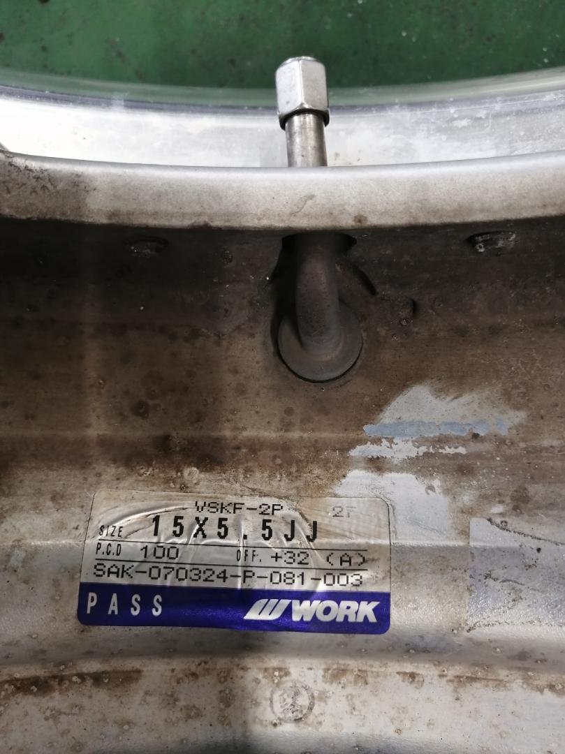 WORKワークVS-KF15インチ5.5J PCD100 4穴185/65R15