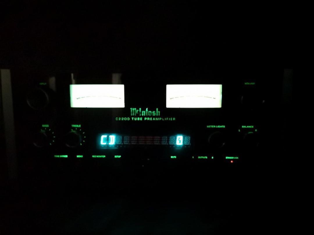 ◆McIntosh C2200 真空管プリアンプ リモコン付　m0a7650 ◇McIntosh C2200 真空管プリアンプ リモコン付 m0a7650 - メルカリ