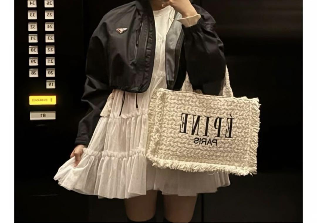 ÉPINE PARIS book tote bag medium ブラック最低 価格