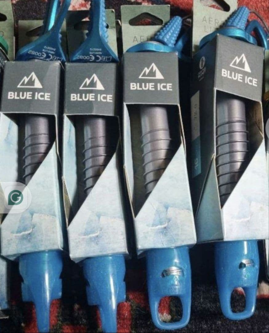 BLUE ICE ブルーアイス　エアロライト アイススクリュー