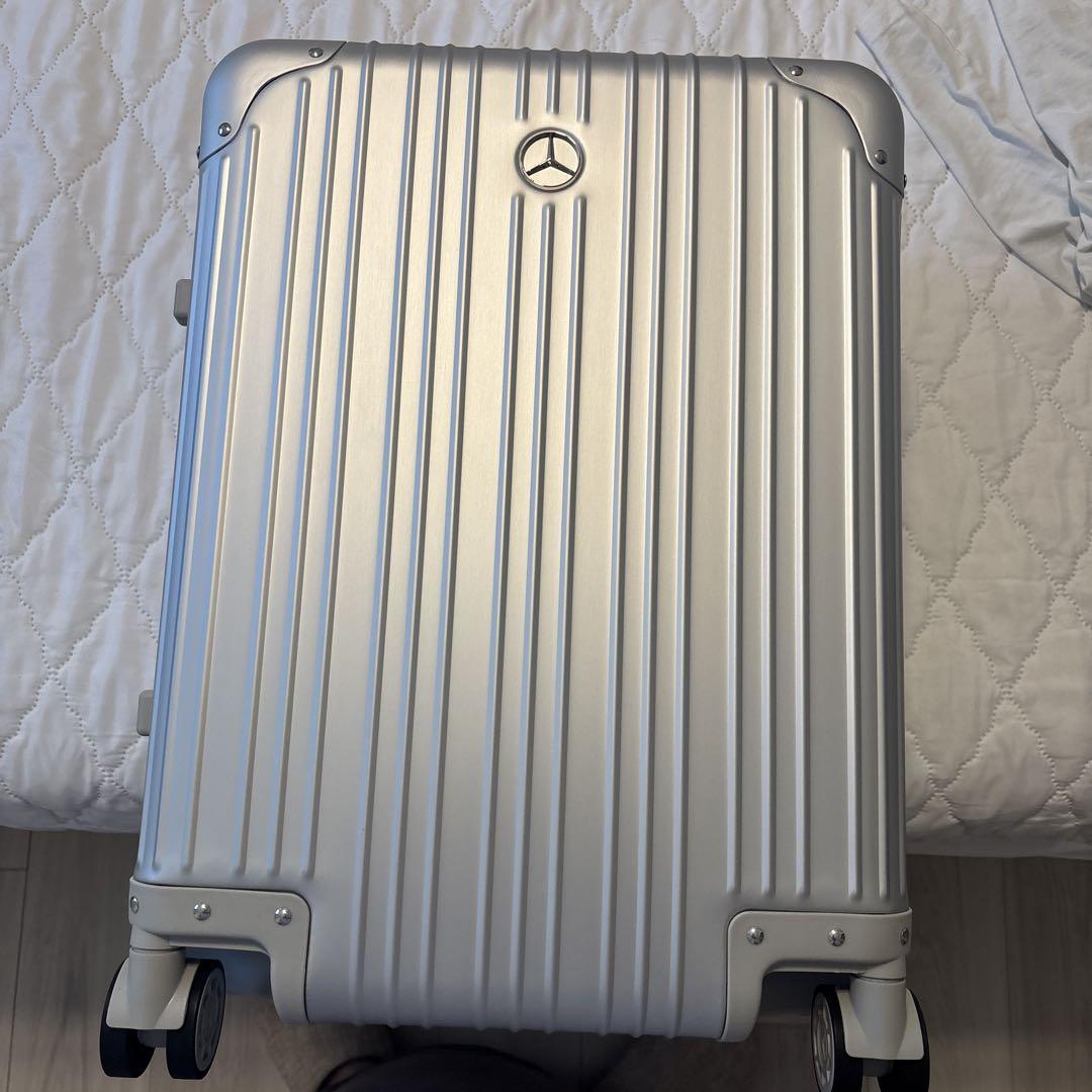 新品未使用　メルセデスベンツ　スーツケース