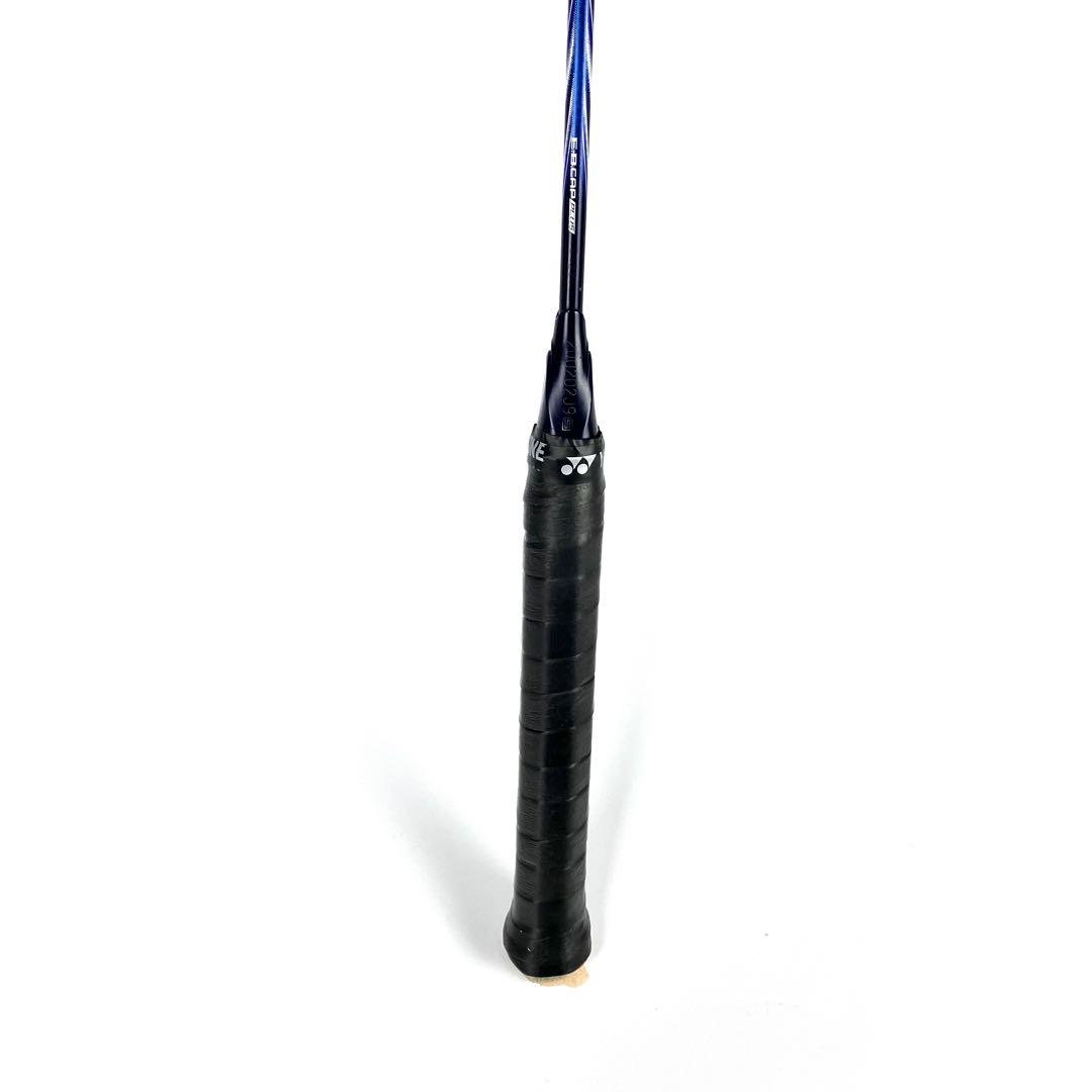 YONEX　アストロクス100ZZ　4U G6