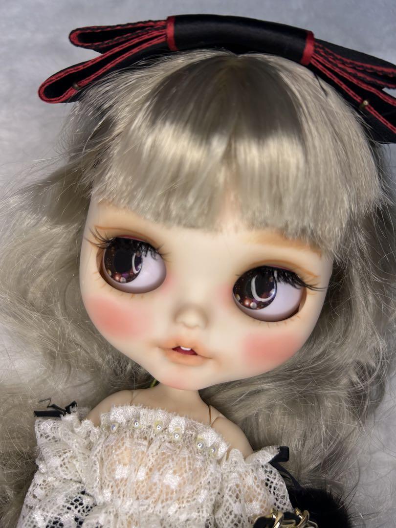 icy doll