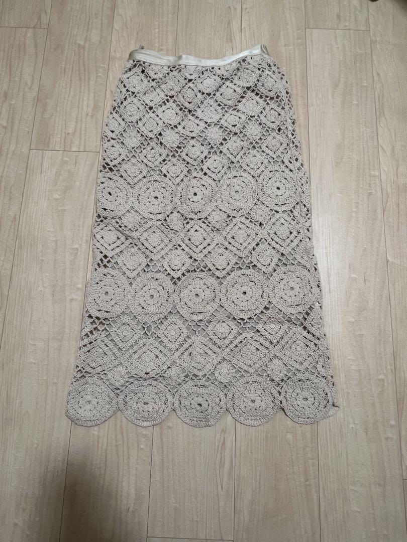 【ルーニィ】美品♡アイボリー かぎあみ　ロングスカート　ペチコート付き　フリー