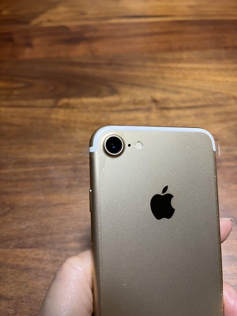 iPhone7 128GB ゴールド SIMフリー