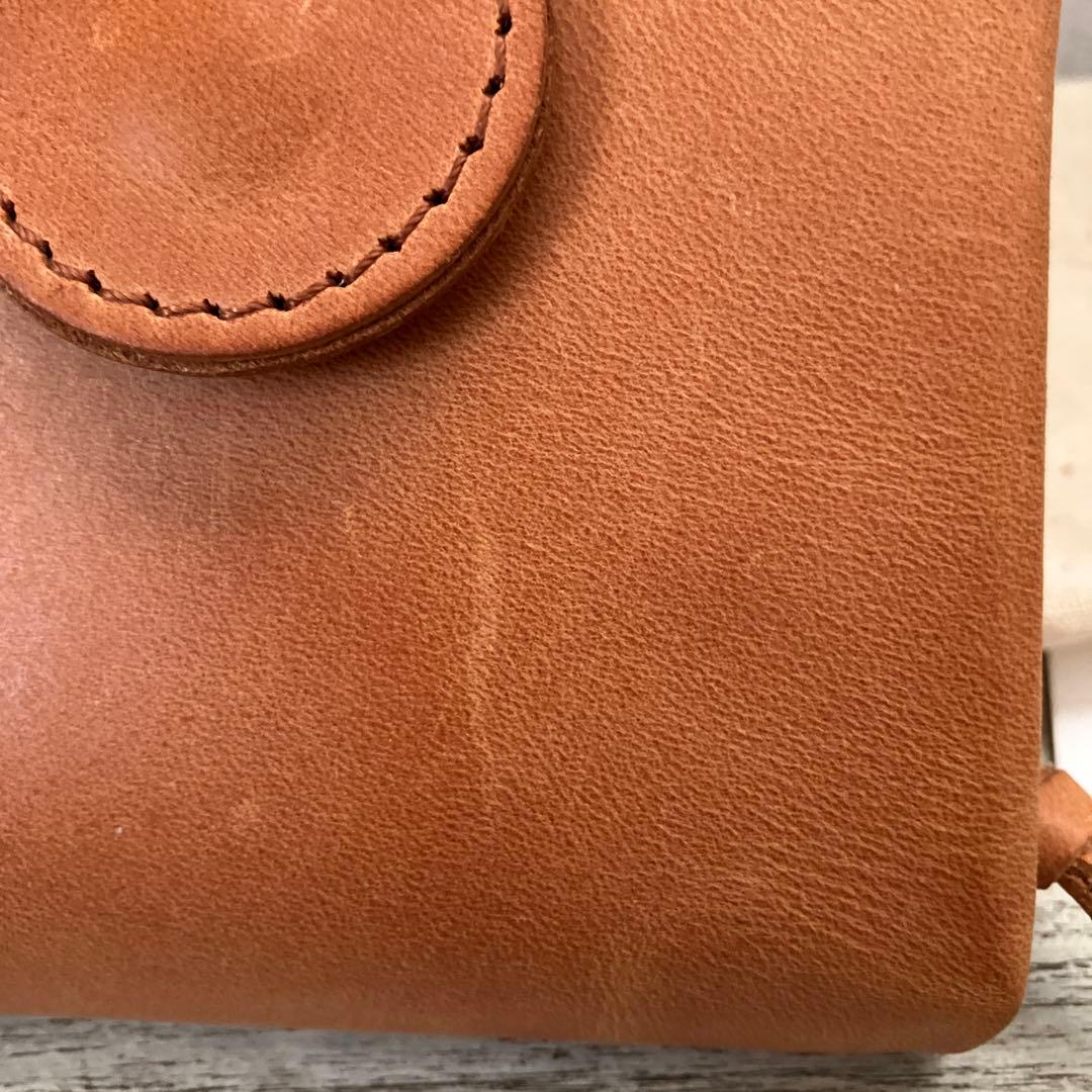 タイドウエイ、本体新品、本革２つ折り財布