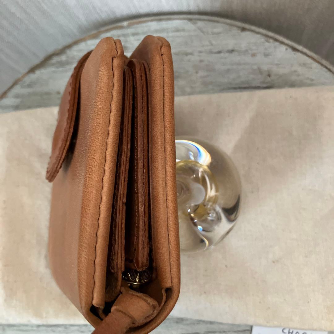 タイドウエイ、本体新品、本革２つ折り財布