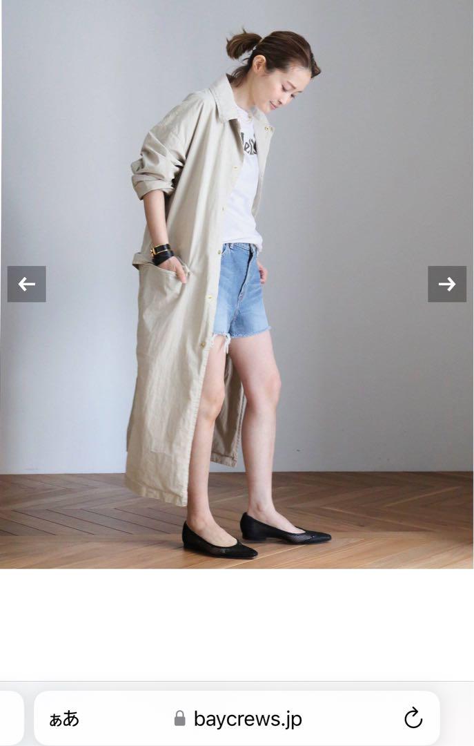 MADISONBLUE HELLO Tシャツ