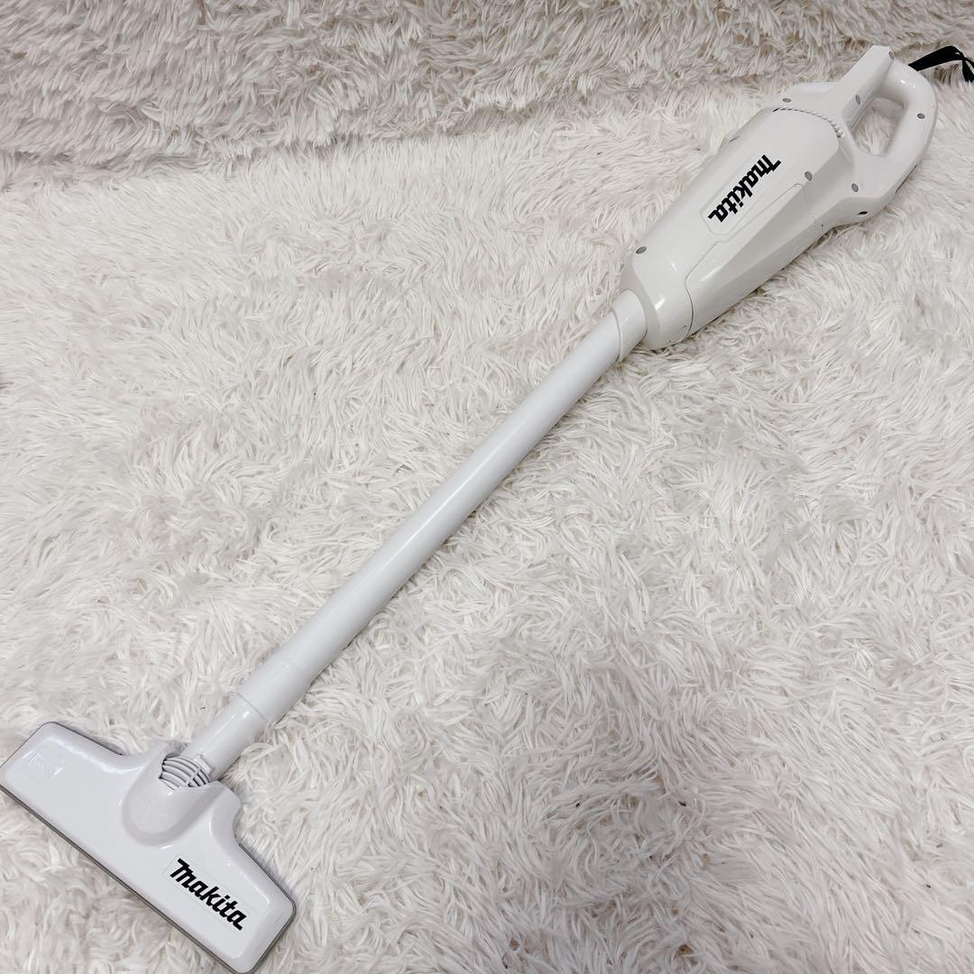 【美品】Makita CL107FD 充電式スティッククリーナー 本体 マキタ