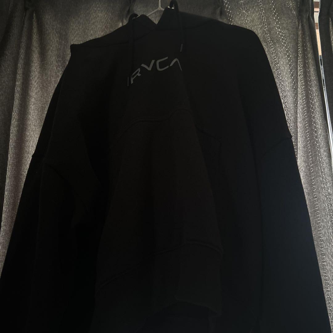 RVCA ブラック パーカー