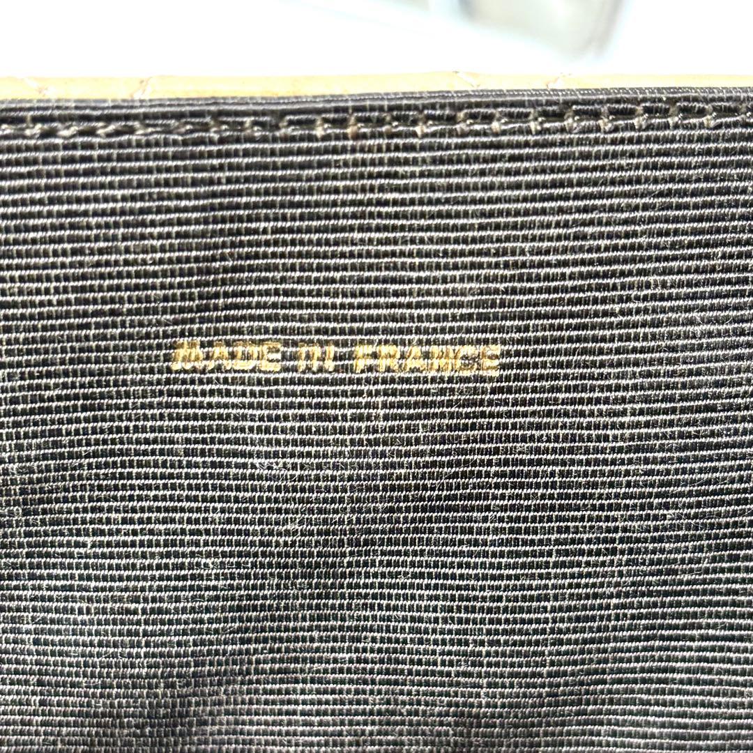 シャネル マトラッセ ターンロック チェーン ショルダーバッグ シャネル マトラッセ ターンロック チェーン ショルダーバッグ