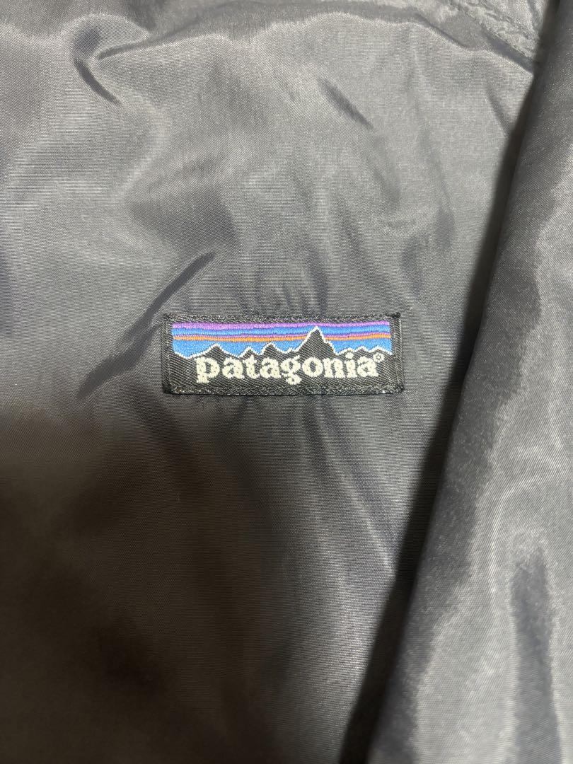 Patagonia 黒 ナイロンジャケット