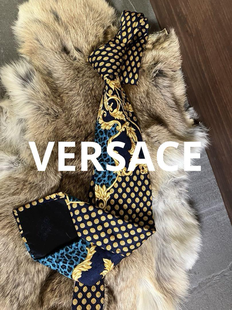 【美品】GIANNI VERSACE ネクタイ　ゴールド　豹