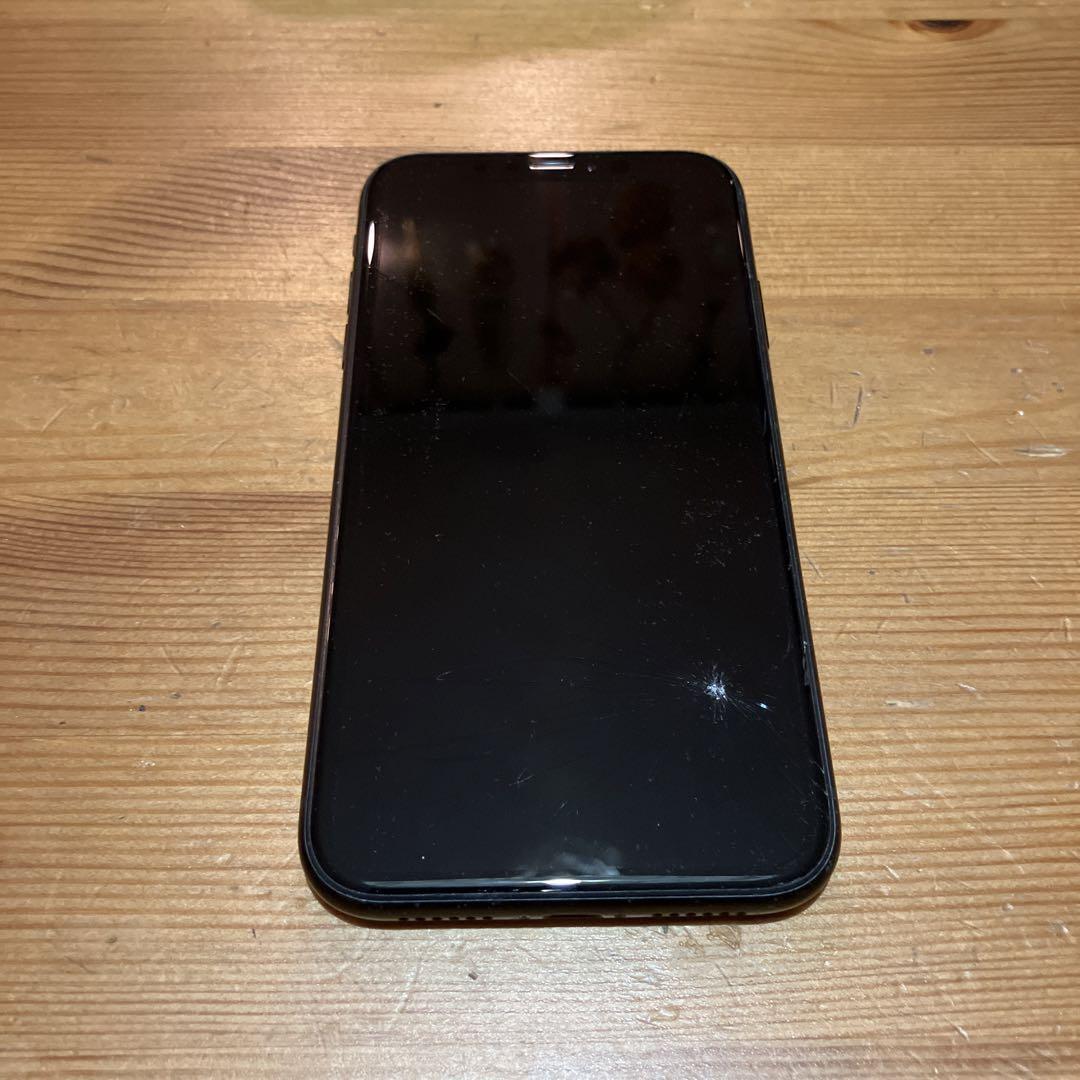 iPhone XR 64GB 画面ひびあり iPhone XR】最悪の場合は初期化もあり得る！？画面割れと
