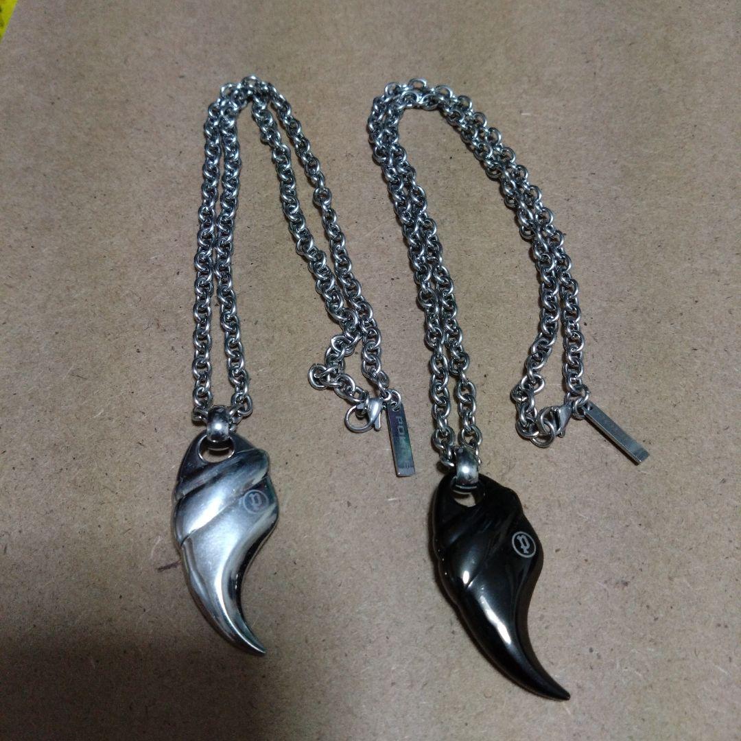 POLICE トライバル風ネックレス 2色セット