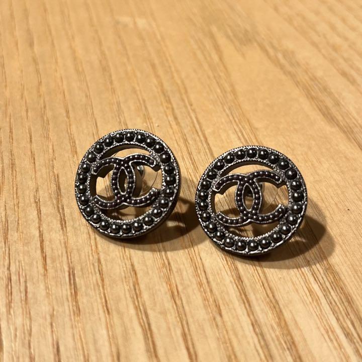 値下げ】CHANEL / シャネル / ピアス / メダル / コイン