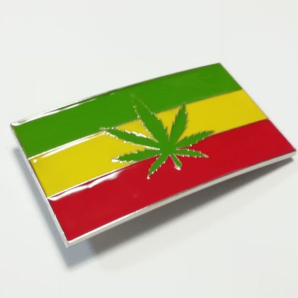 メルカリ ラスタカラー マリファナ デザイン バックル 葉っぱ 大麻 レゲエ ラスタファリ ベルト 1 999 中古や未使用のフリマ